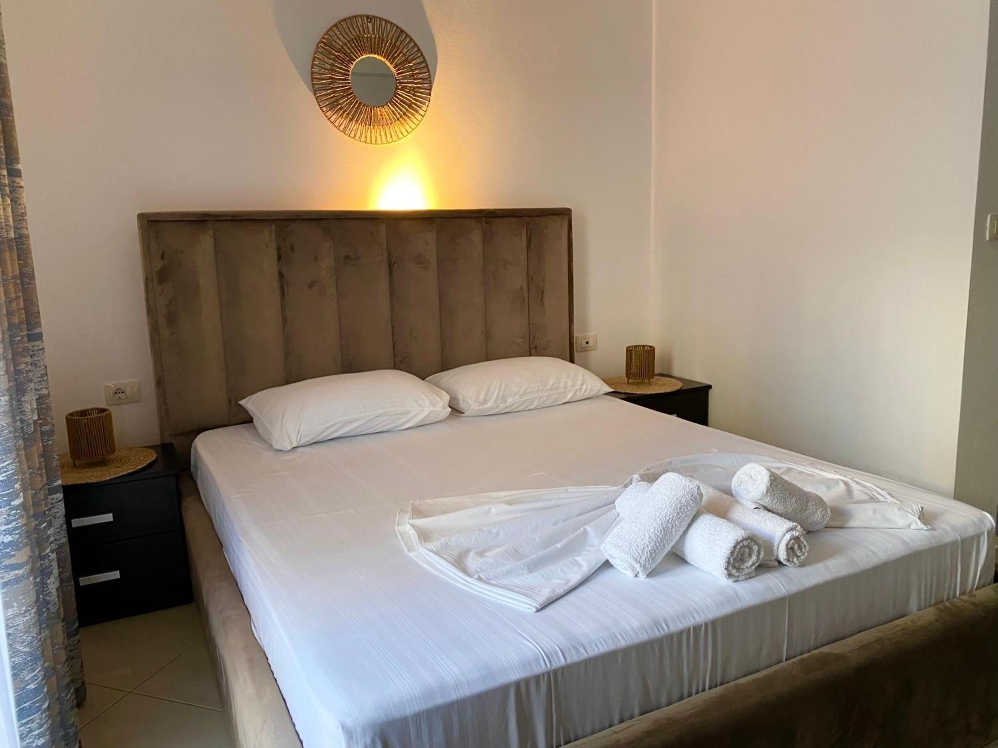 Hotel Metali Sarande Bagian luar foto